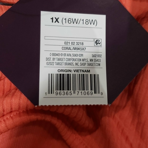 NWT WOMEN'S AVA & VIV SLIM FIT SHORT SLEEVE RIBBED SHIRT - Picture 9 of 9